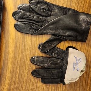 Vintage Superb women's leather gloves